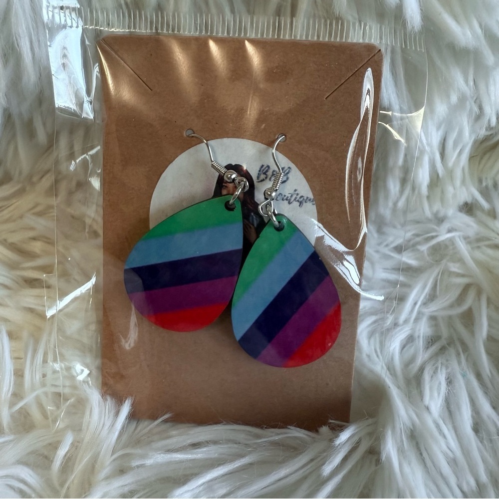 🎀 2/$10 Colorful Striped Teardrop Earrings